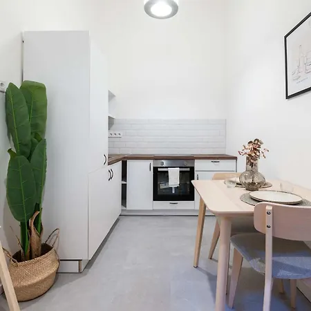 Apartment Urban Oasis Weiner *
