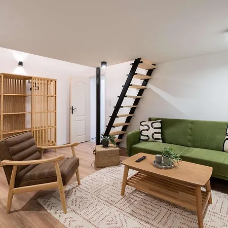 Urban Oasis Weiner Apartment Budapest